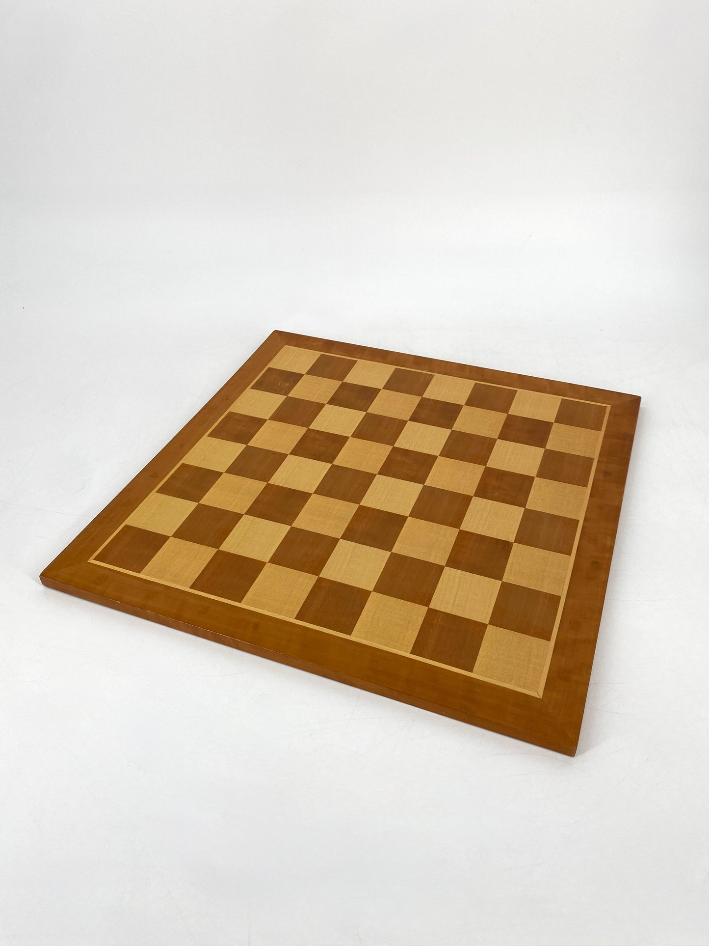 Schachbrett von Franz Carl Weber mit Intarsie, Schweiz