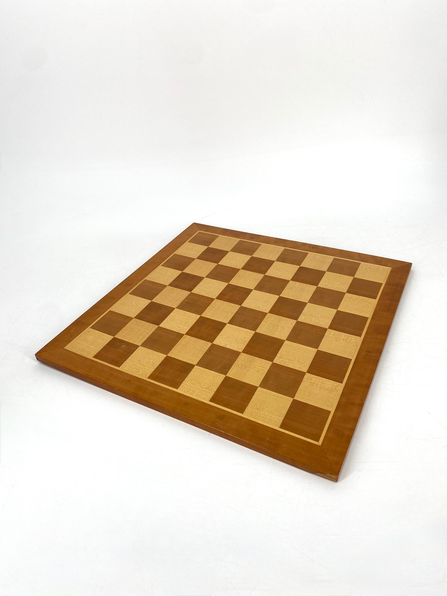 Schachbrett von Franz Carl Weber mit Intarsie, Schweiz