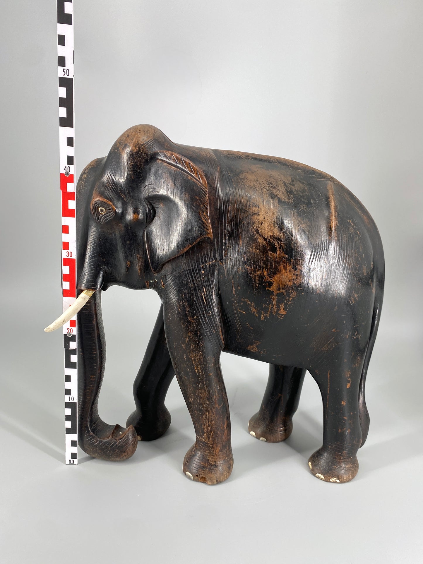 Elefanten Skulptur aus Holz geschnitzt, 20 Jhd.