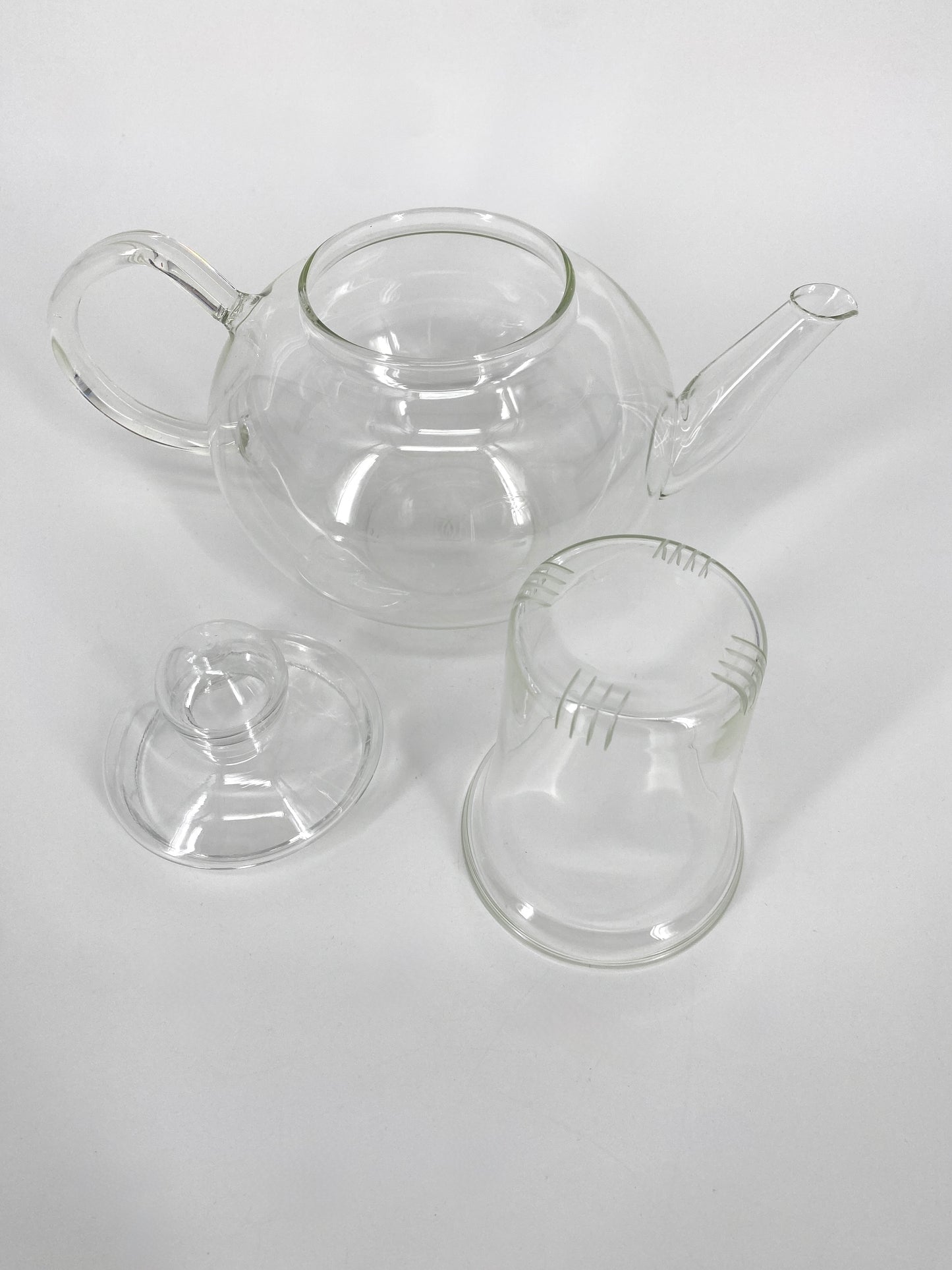 Teekanne Jenaer Glas von W. Wagenfeld, Deutschland