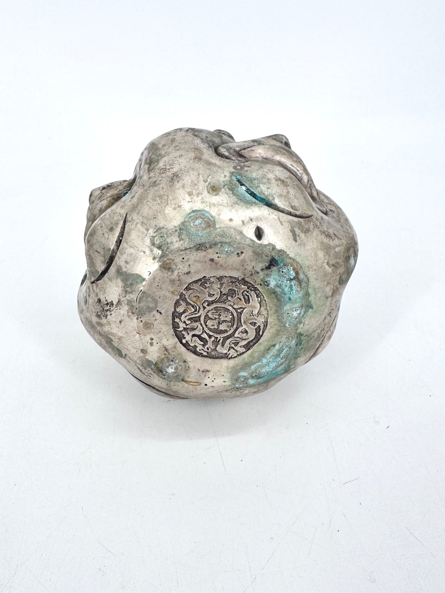 Die 4 Gesichter des Buddha, Kleine und groß. Aus Metall