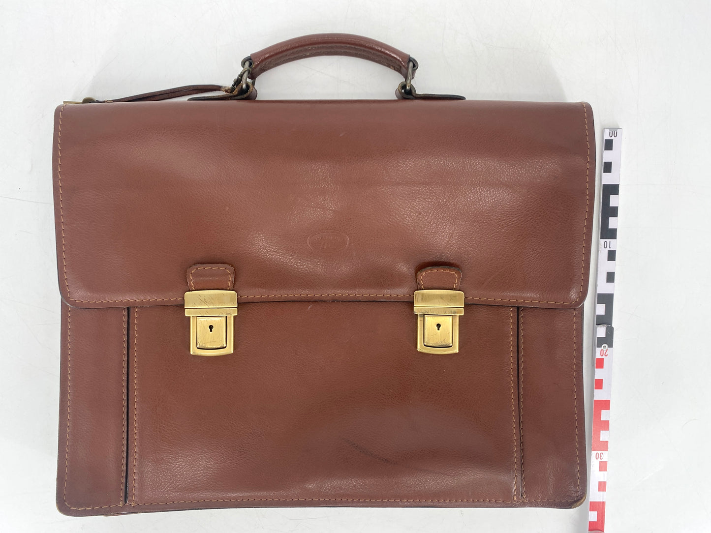 Leder- und Aktentasche, hochwertig. Verschliessbar, mit Tragegriff und vielen Taschen.