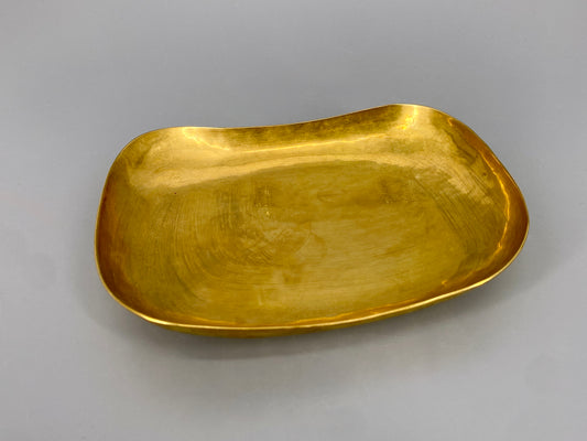 Antike Schale aus Messing mit Hammerschlag, 1930er