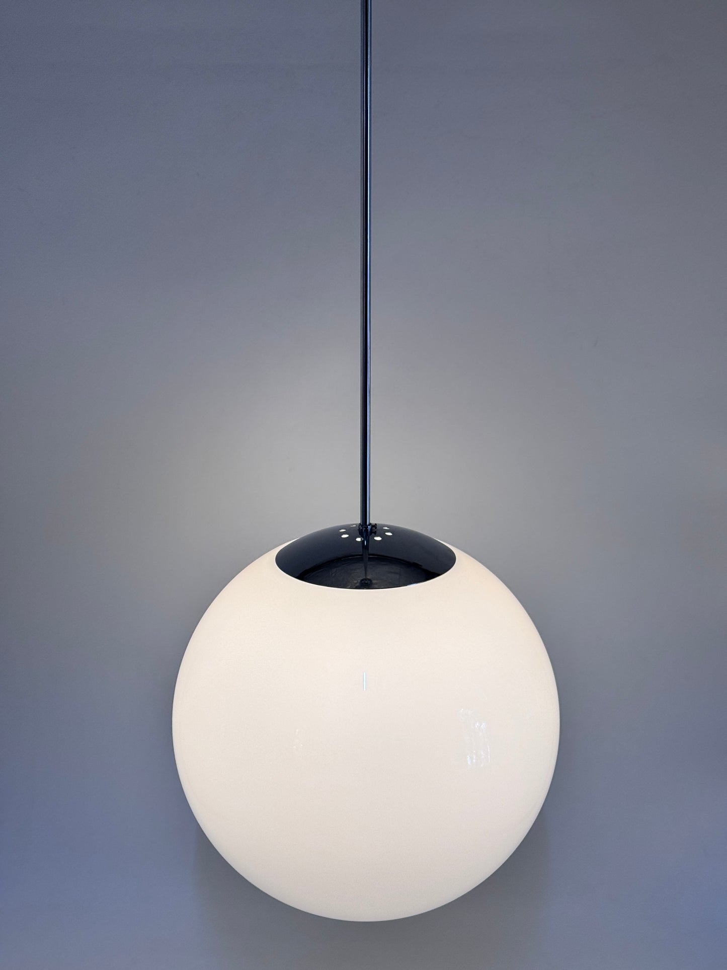 Tecnolumen, Bauhaus, Kugellampe, opalglas, Chrom, 70er