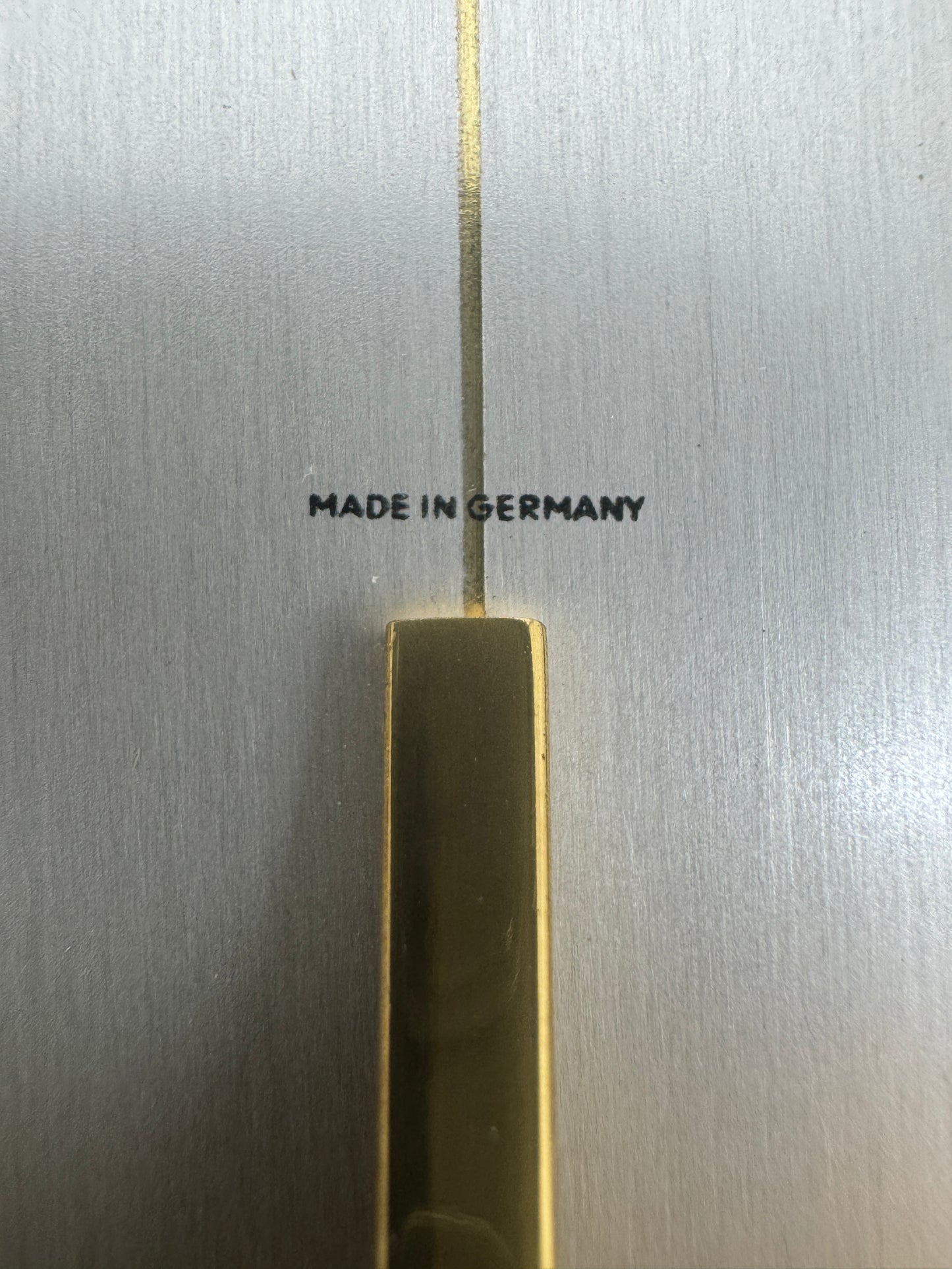 Eine Junghans Meister Tischuhr aus Messing, Deutschland 50er Jahre