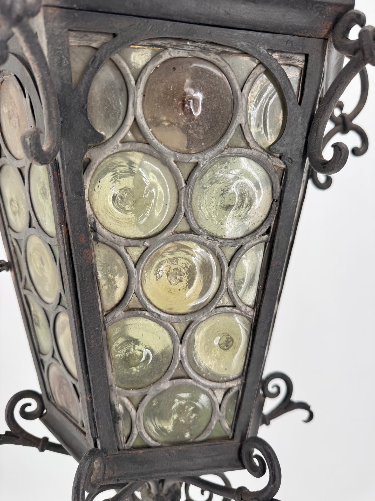 ANTIKE SCHMIEDEEISERNE LATERNE BUNTGLAS 19. JH. NEUGOTIK VINTAGE