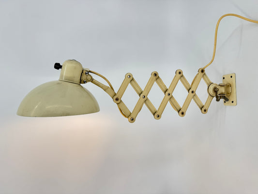 Kaiser Scherenlampe Bauhaus Modell 6718 Weiß