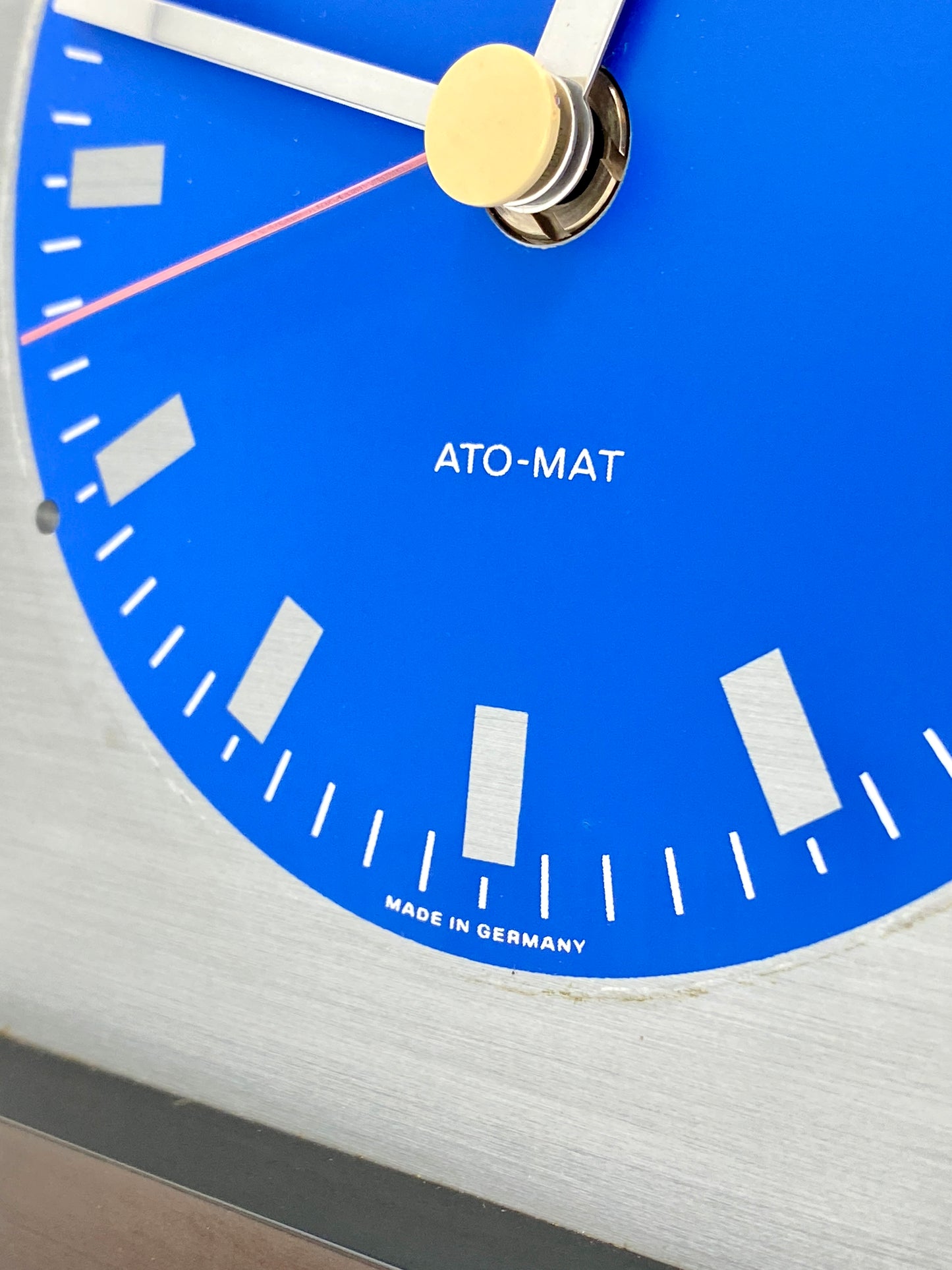 Tisch- oder Kaminuhr "Ato-Mat" von Junghans