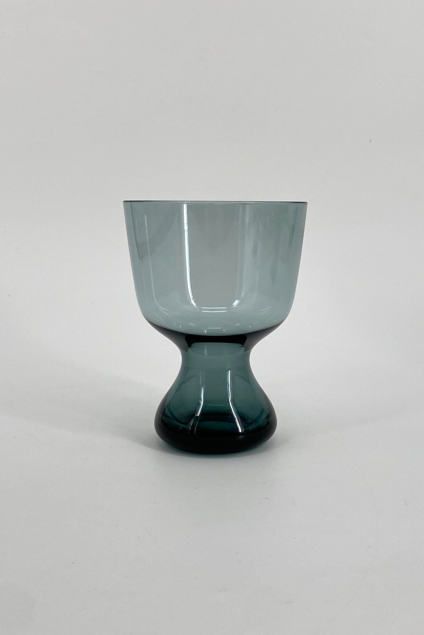 Glas Vase von Wilhelm Wagenfeld für WMF, schmale Silhoutte, Deutschland, 60er