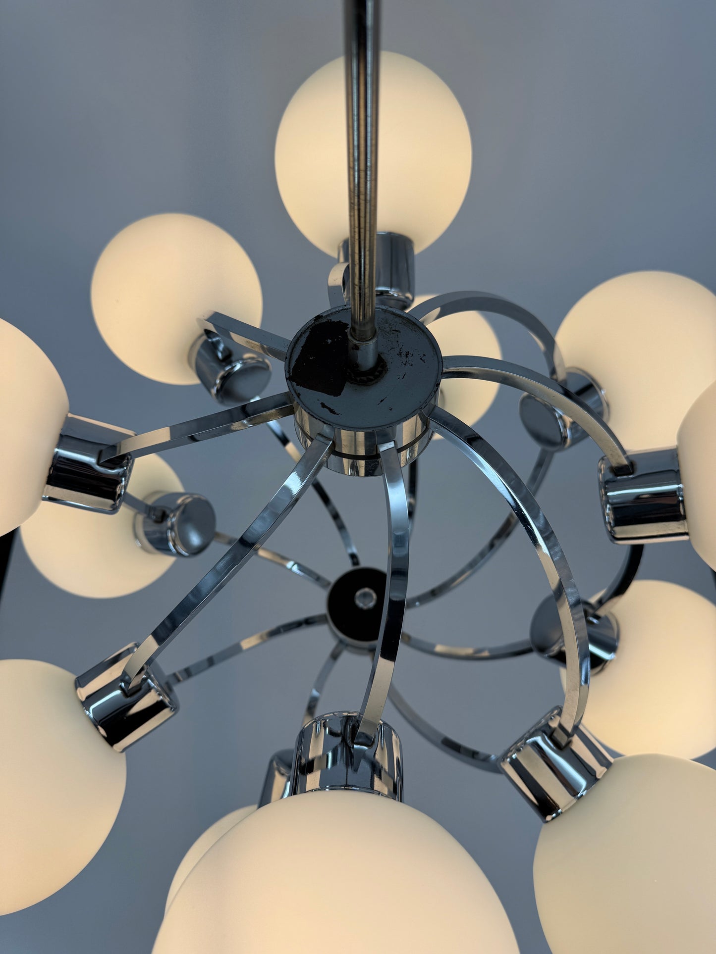Aussergewöhnlihce Space Age Design Sputnik Deckenlampe, um 1970