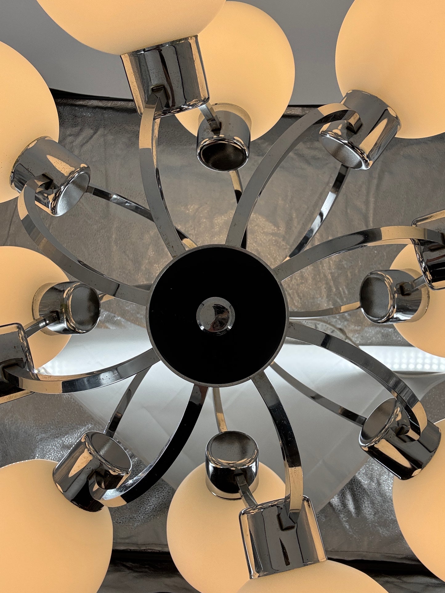 Aussergewöhnlihce Space Age Design Sputnik Deckenlampe, um 1970