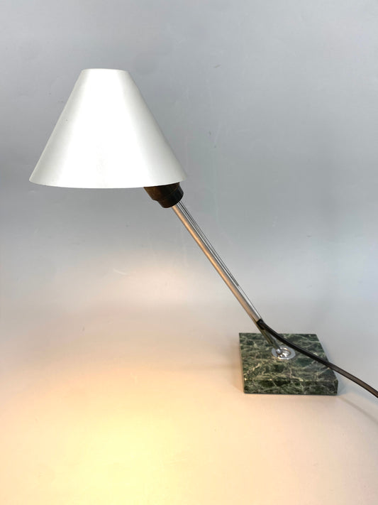 Tischlampe "GIRA" entworfen von Josep Maria Massana und Josep Maria Tremoleda  für Mobles 114, Barcelona, Spanien