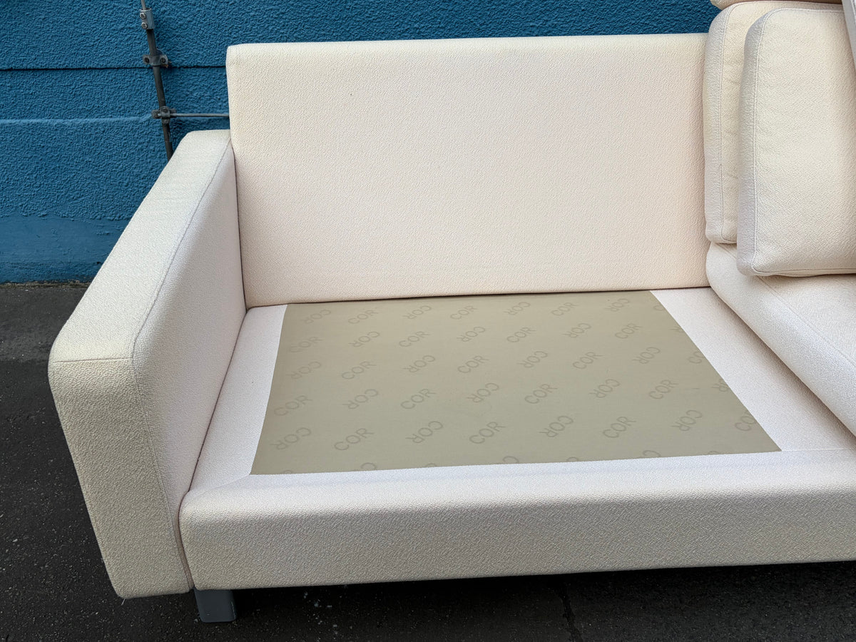 Kompakter 3-Sitzer Sofa "Consenta" mit Fusshocker von COR, Deutschland