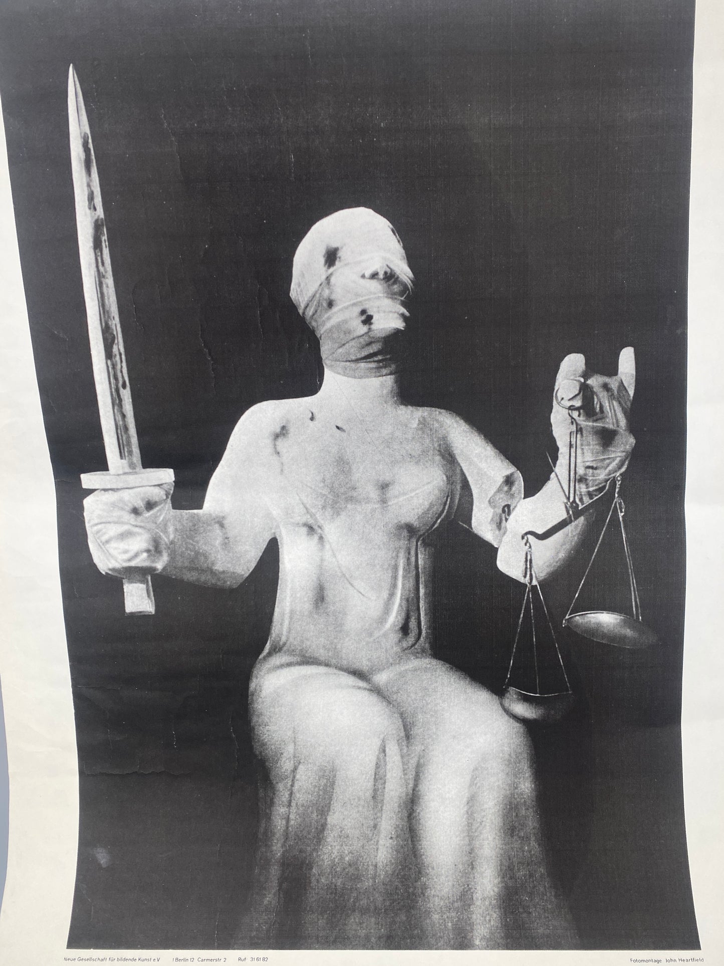 nGbk Berlin, John Heartfield - Der Henker und die Gerechtigkeit, Original-Plakat
