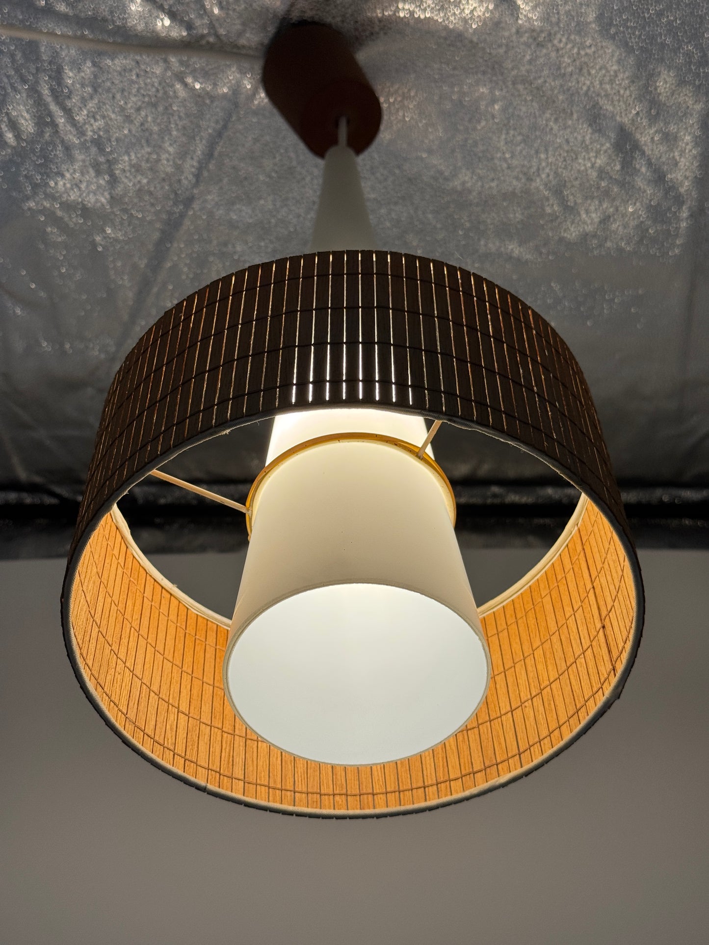 Pendelleuchte dänisches Design Teakholz