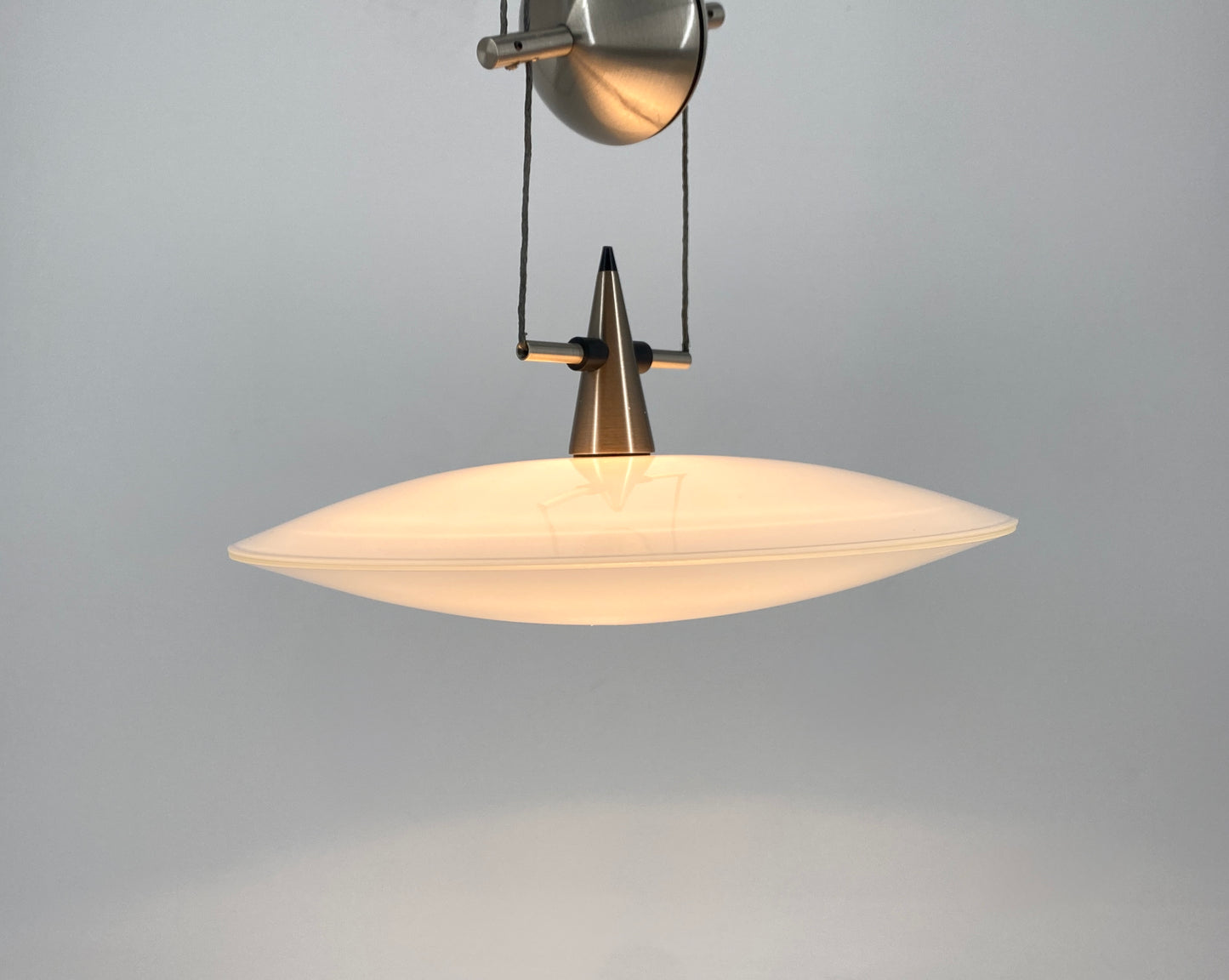 Pendelzuglampe "Asta Piu" von Kreisl Licht GmbH, Deutschland 2012