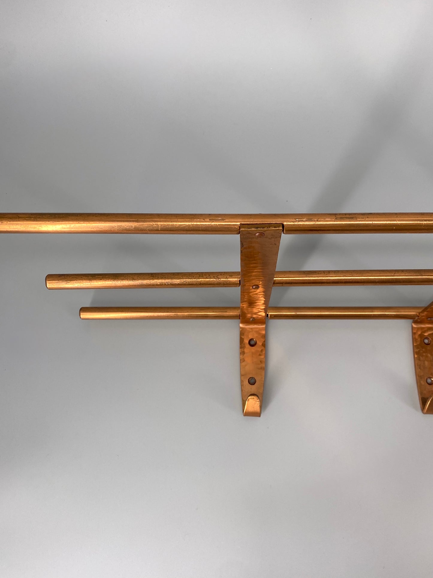 tolle Wand Garderobe mit 4 Haken und Ablagefläche, verkupfert