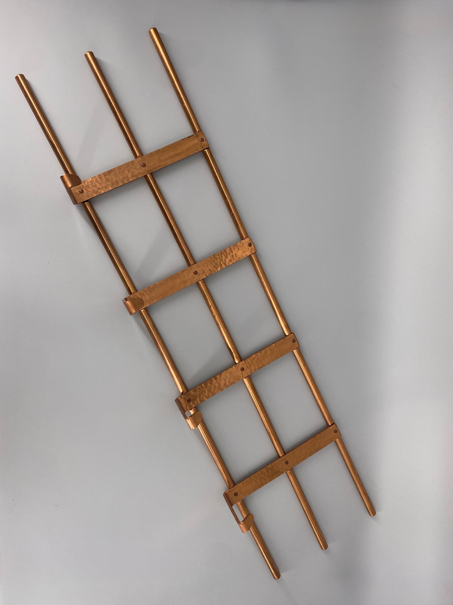 tolle Wand Garderobe mit 4 Haken und Ablagefläche, verkupfert