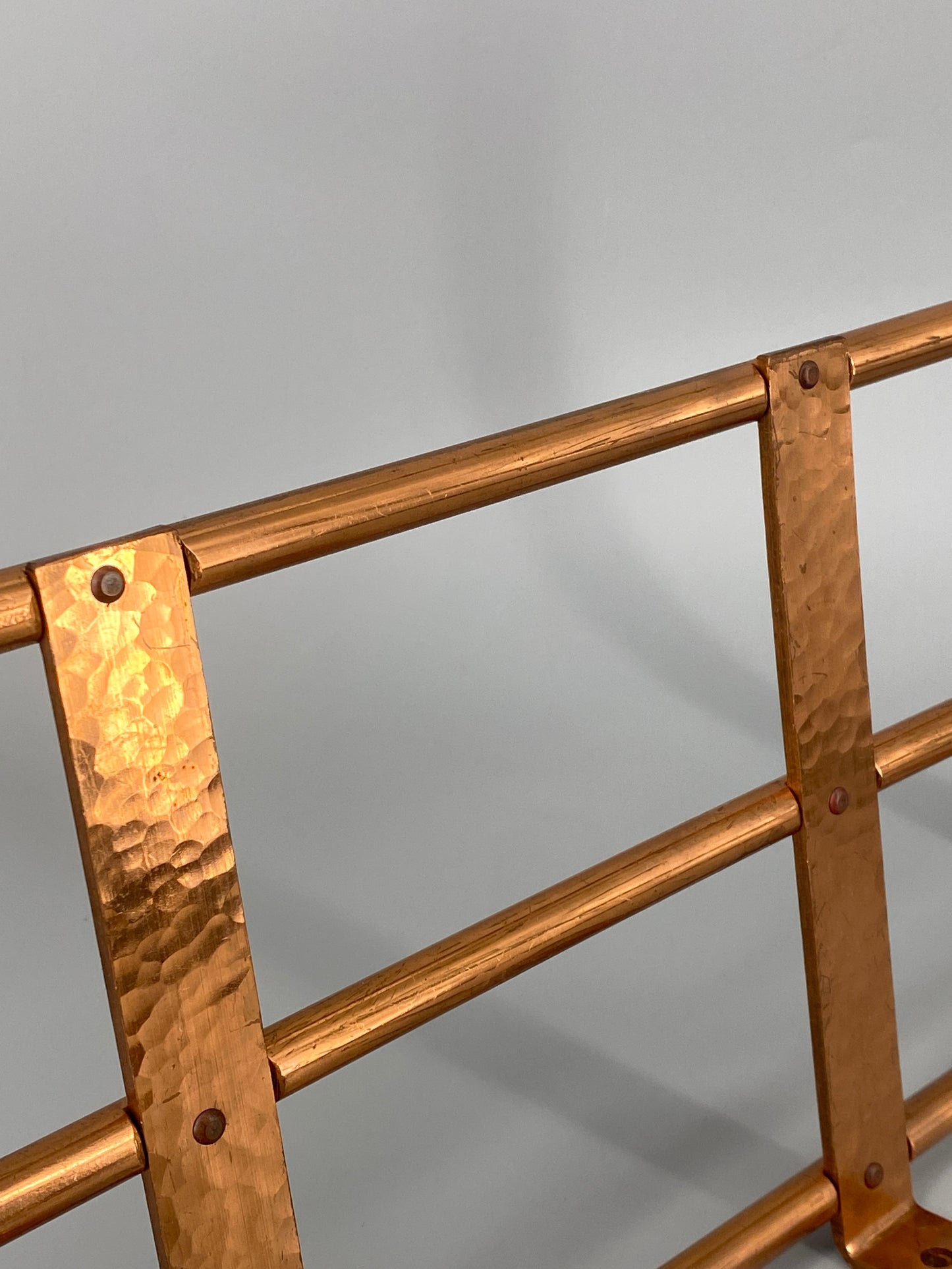 tolle Wand Garderobe mit 4 Haken und Ablagefläche, verkupfert
