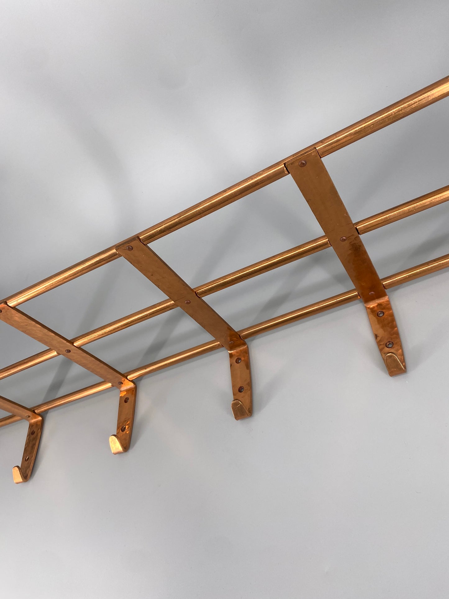 tolle Wand Garderobe mit 4 Haken und Ablagefläche, verkupfert