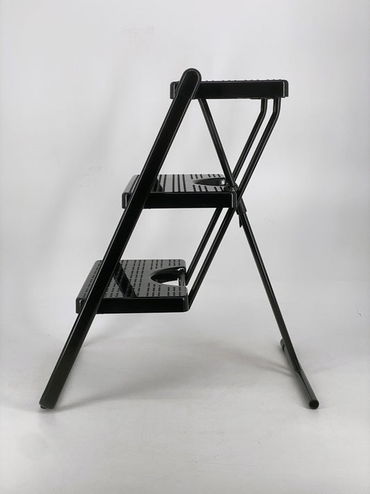 Alte Ausführung der Trittleiter NUOVASTEP in Schwarz von Andries & Hiroko Van Onck für Magis, Italien, 1984