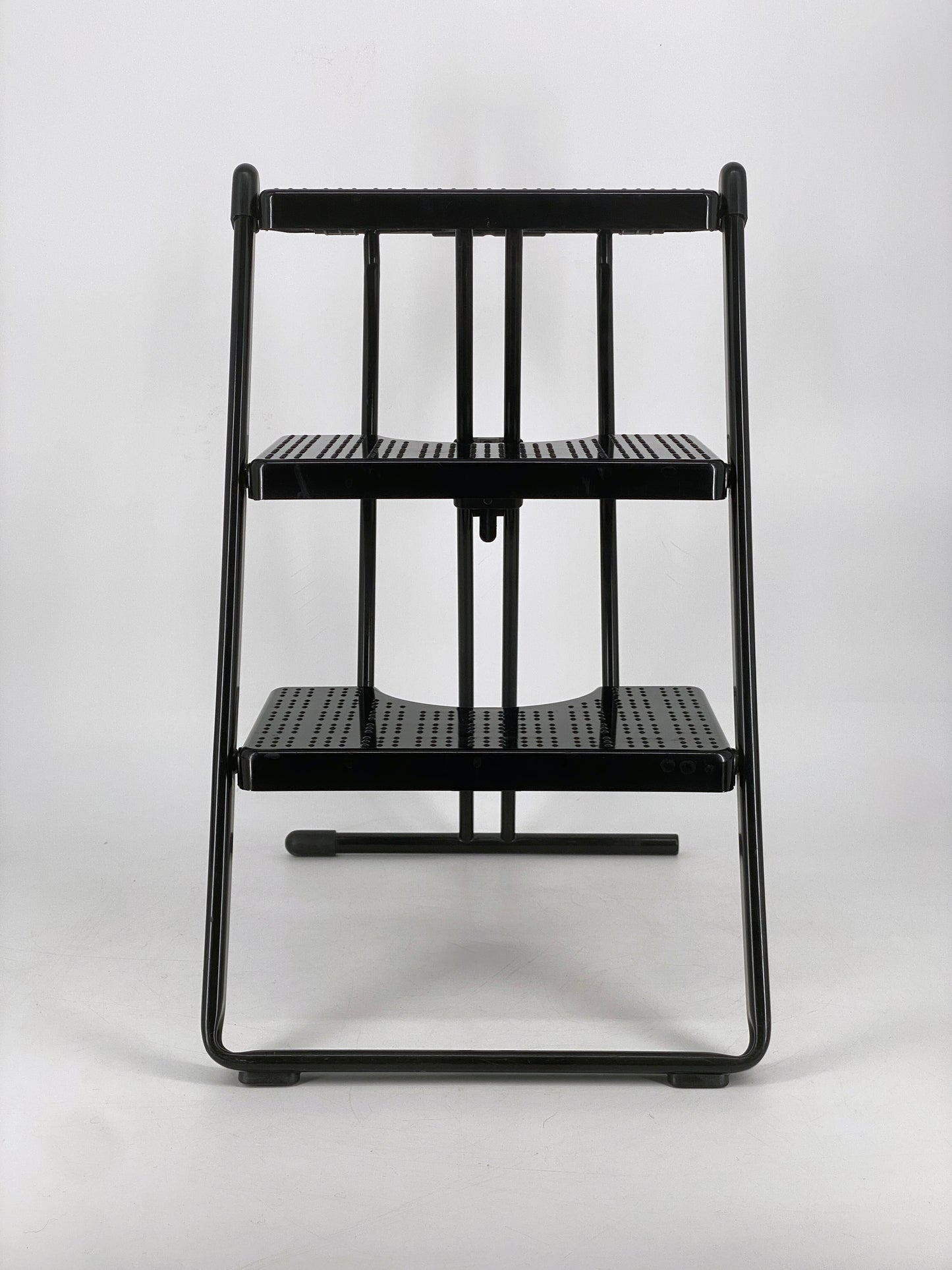 Alte Ausführung der Trittleiter NUOVASTEP in Schwarz von Andries & Hiroko Van Onck für Magis, Italien, 1984