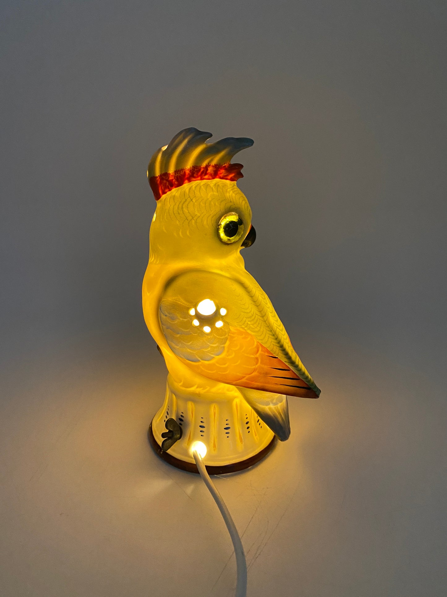 Keramik Tischlampe in Form eines Kakadus, DDR 1970er