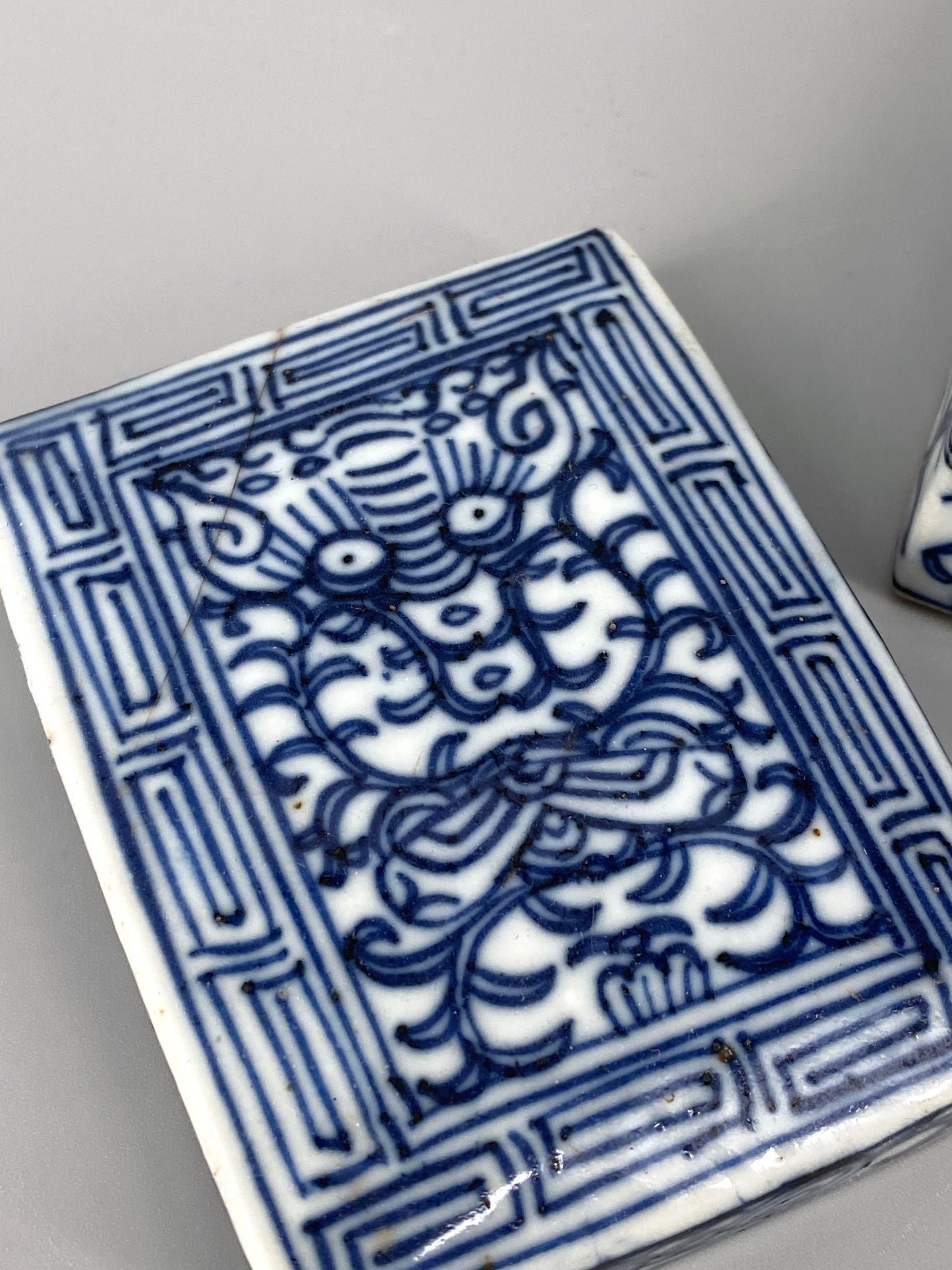 antike chinesische Porzellan Deckeldose, aus der Qing Dynastie