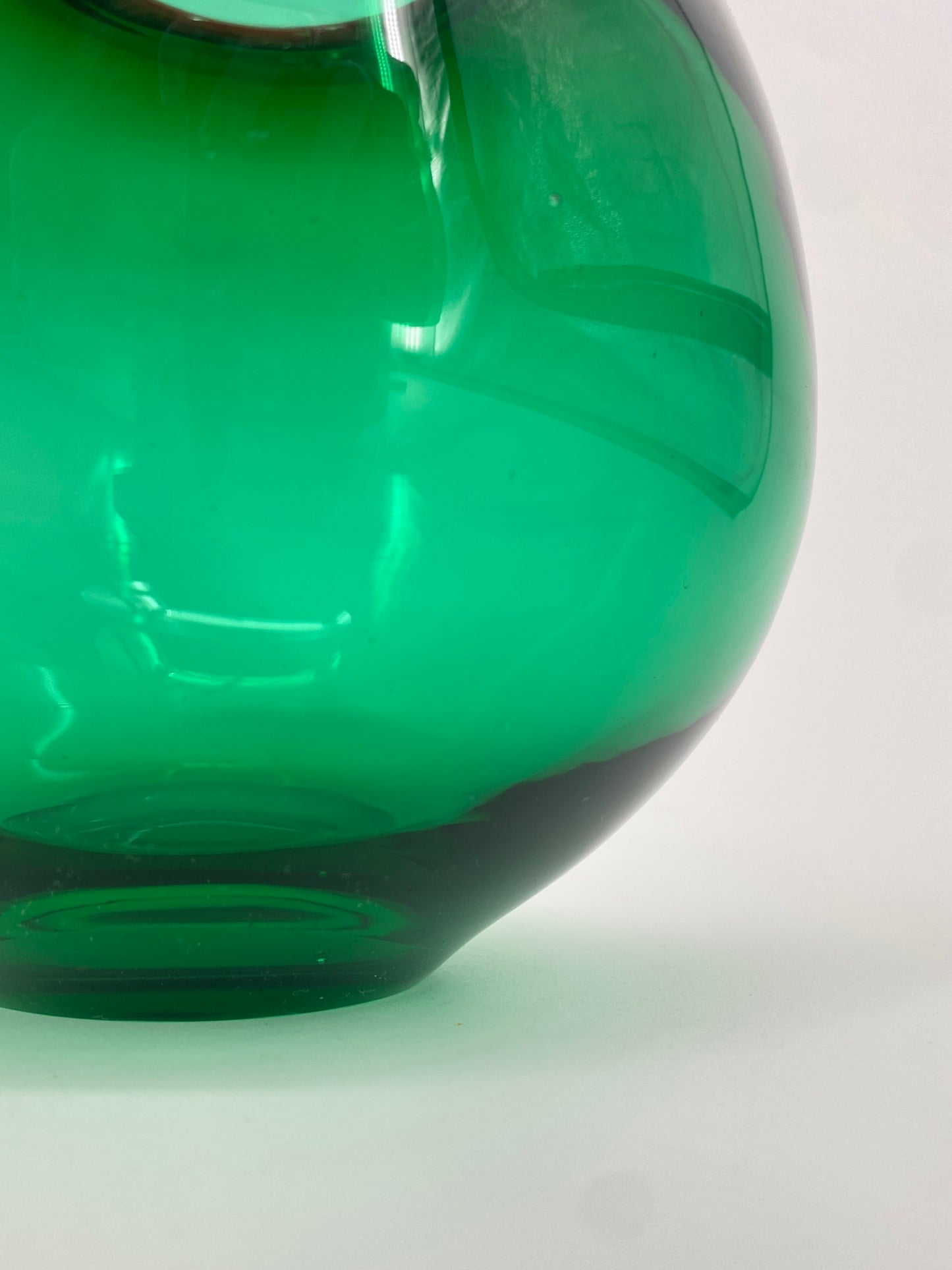 Glas Kugelvase aus Italien, Mid Century