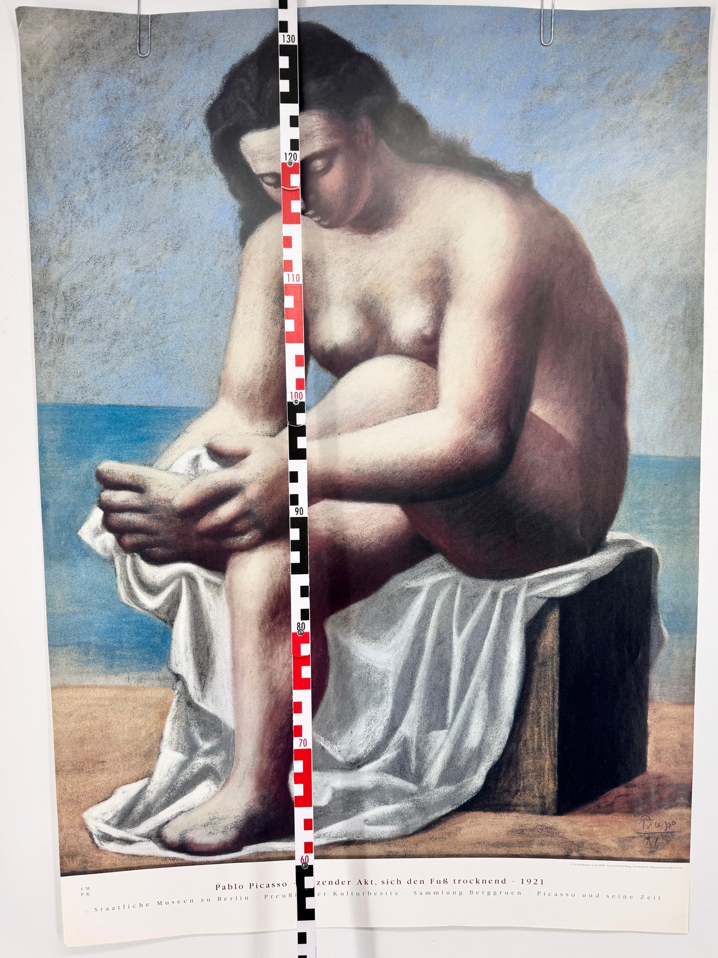 Pablo Picasso - Sitzender Akt, sich den Fuß trocknend. Ausstellungsplakat Museum Berggruen, Berlin