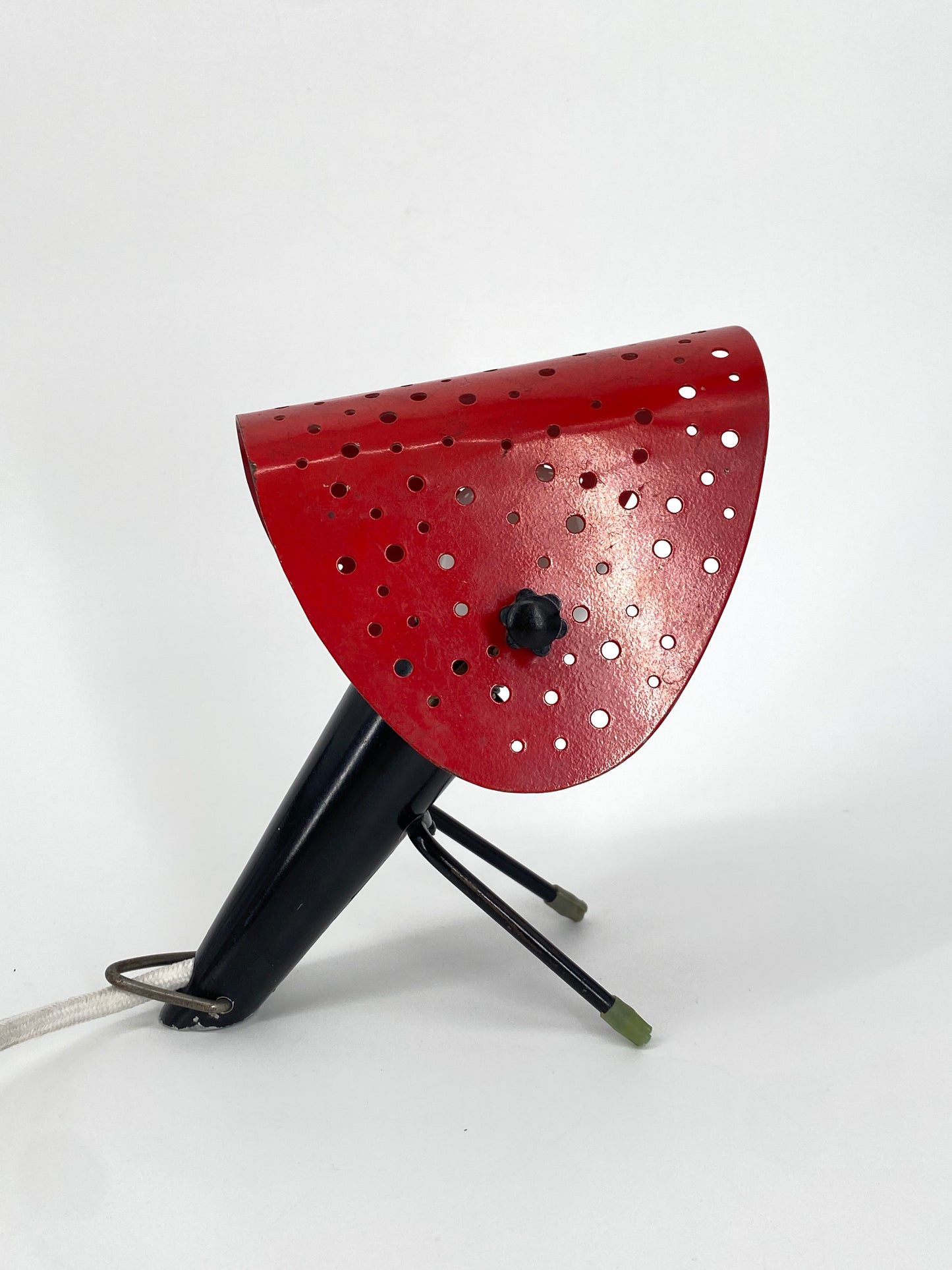 Tischlampe mit perforiertem Schirm von Ernest Igl für Hillebrand, 50er