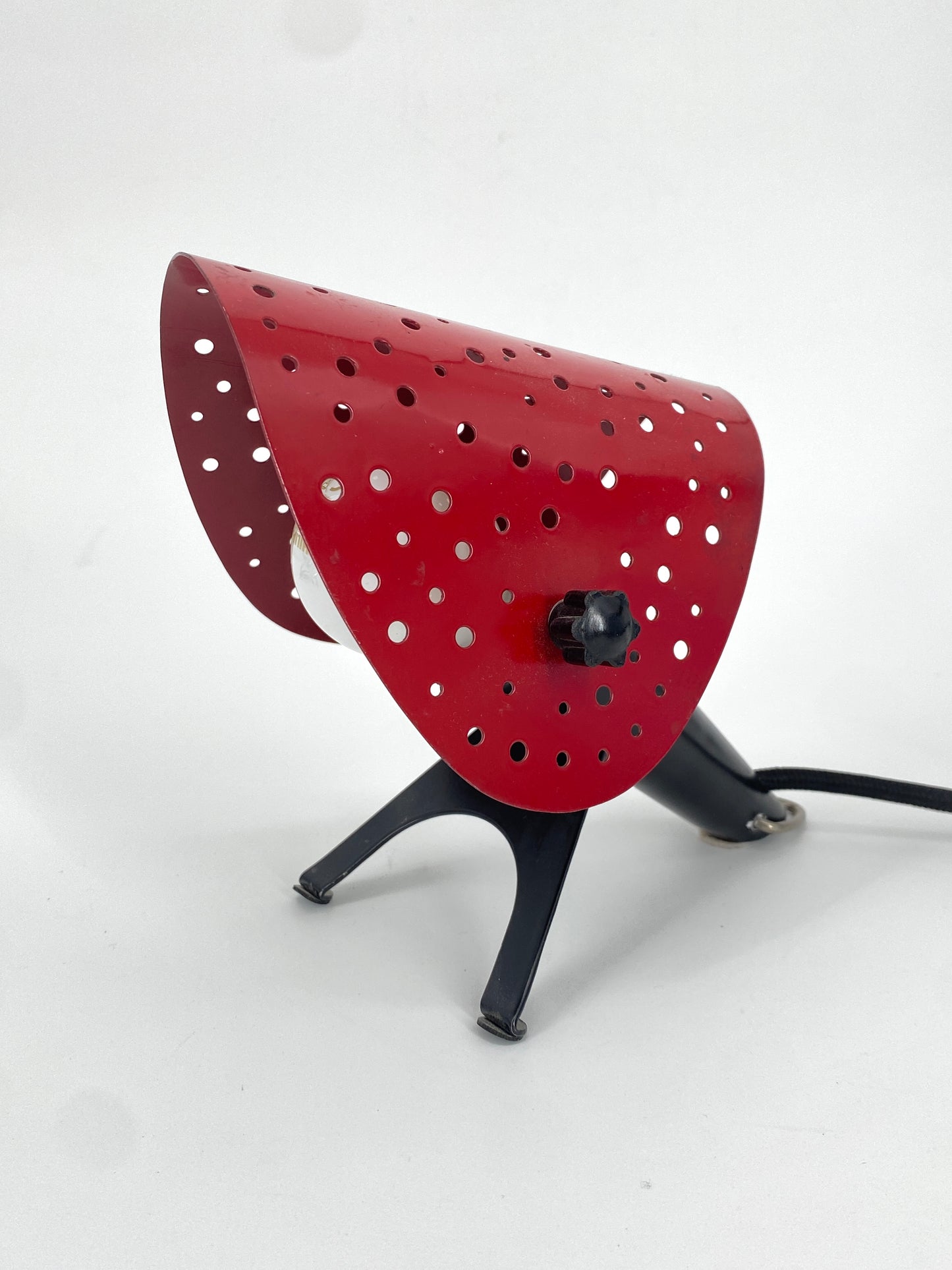 Tischlampe mit perforiertem Schirm von Ernest Igl für Hillebrand, 50er
