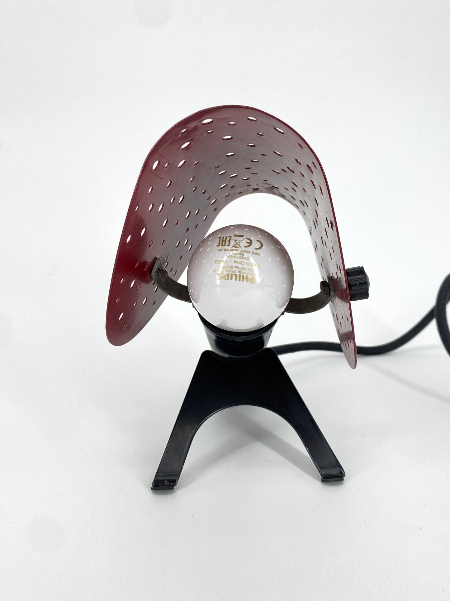 Tischlampe mit perforiertem Schirm von Ernest Igl für Hillebrand, 50er