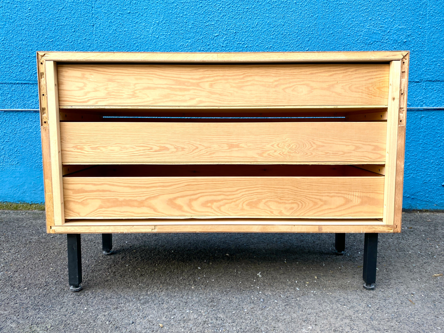 Kommode mit 3 Fächern im klassischen Vintage Look