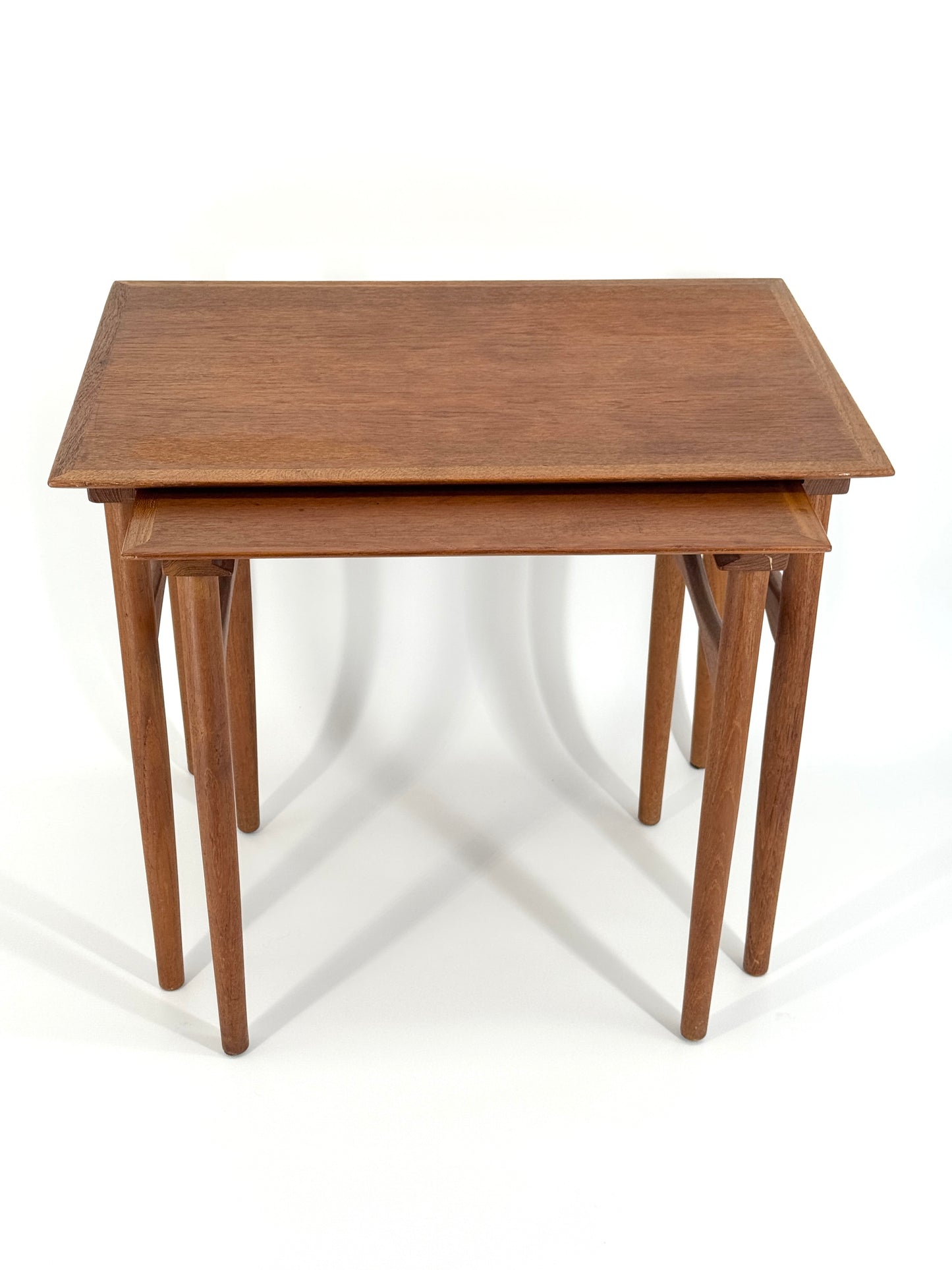 Mid Century Design Satztische aus Teakholz, Dänemark 1950er