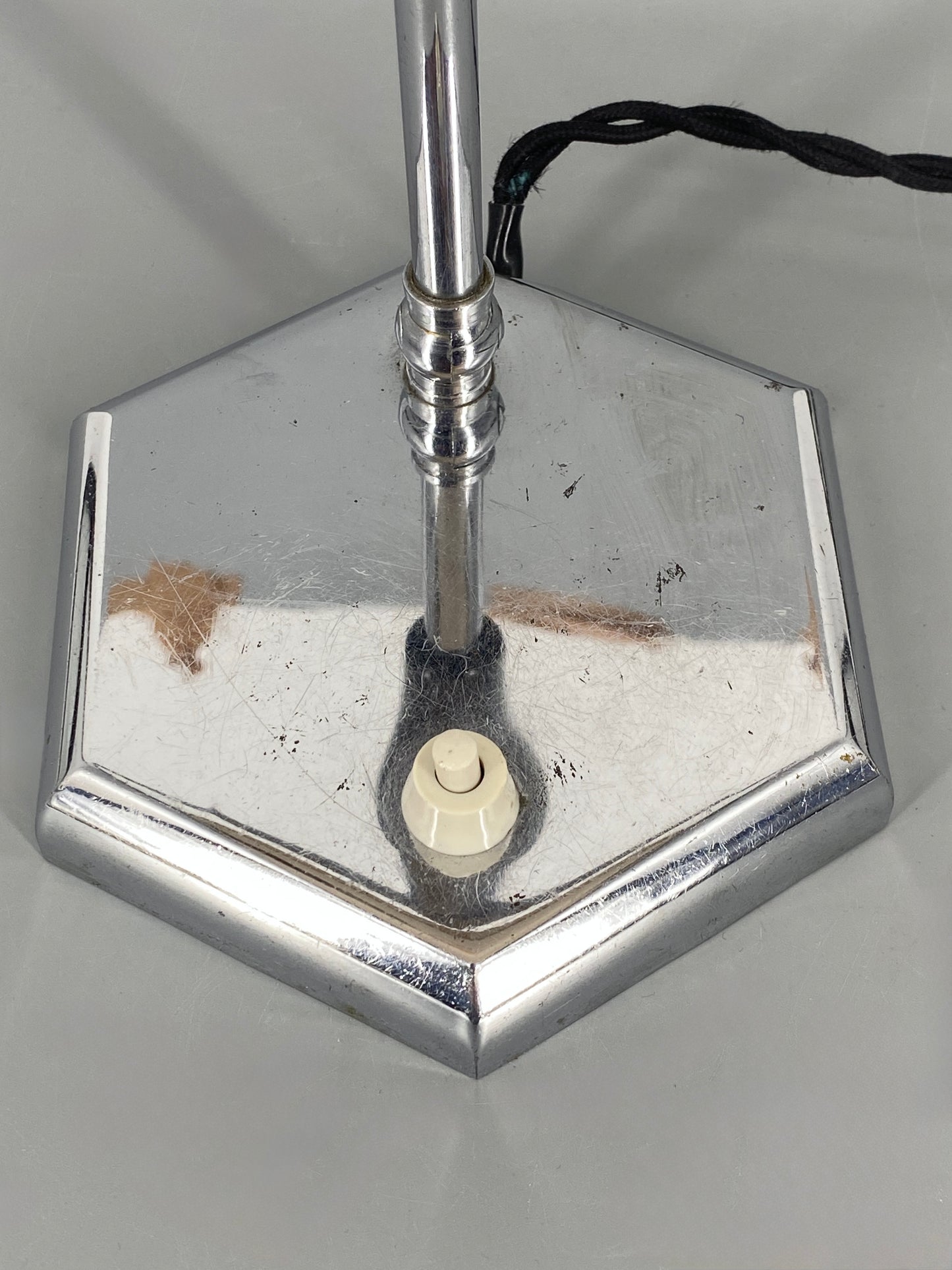 Art deco Bankerlampe, mit Glasschirm, vernickelt, 1920er Jahre