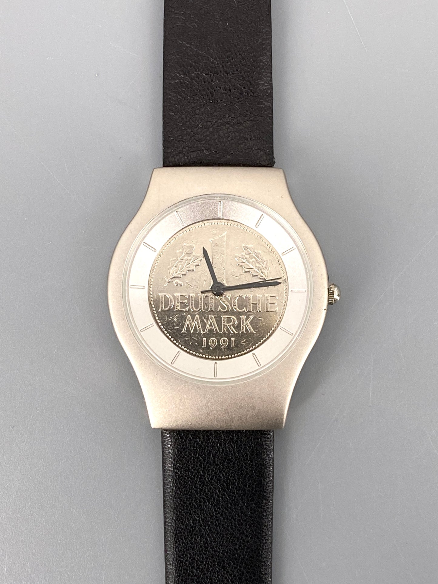Armbanduhr mit Deutscher Mark, Deutschland, 1991