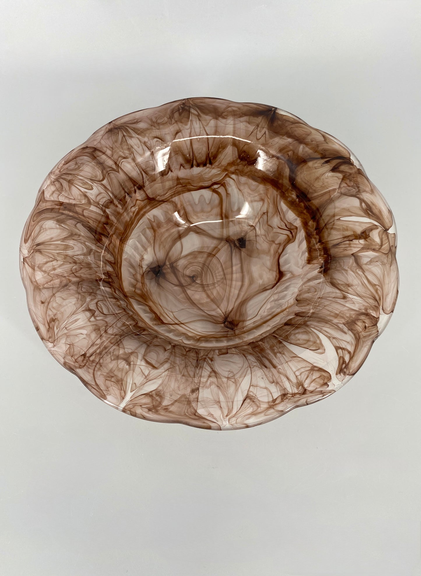 Fußschale "Hanna" aus Oralitglas von der Glasmanufaktur August Walther & Söhne AG, 1932/34