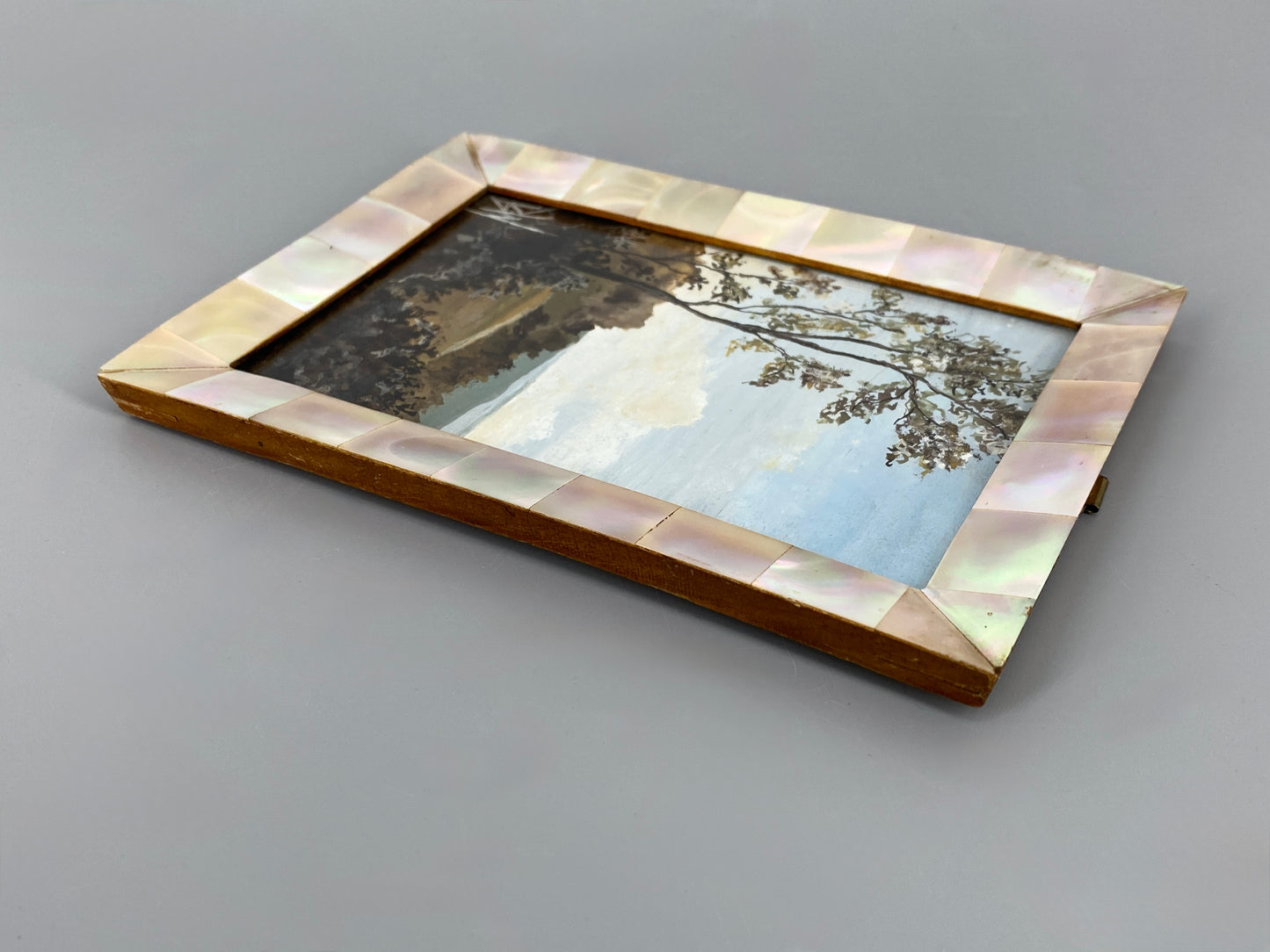 Signiertes Acrylgemälde von Barbara Wiktor in einem schönen, antiken Holzrahmen mit Perlmutt-Einlegearbeit