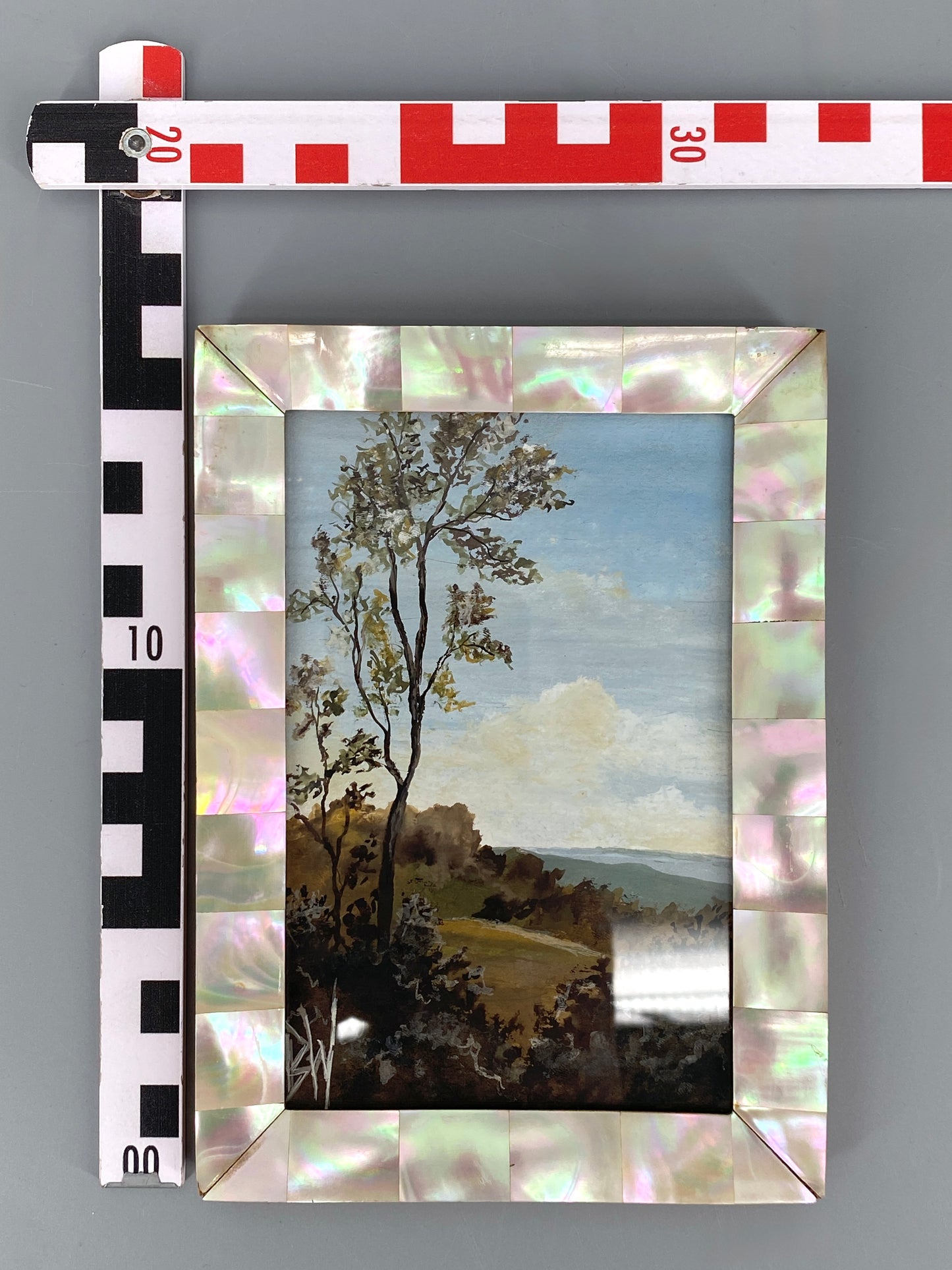 Signiertes Acrylgemälde von Barbara Wiktor in einem schönen, antiken Holzrahmen mit Perlmutt-Einlegearbeit