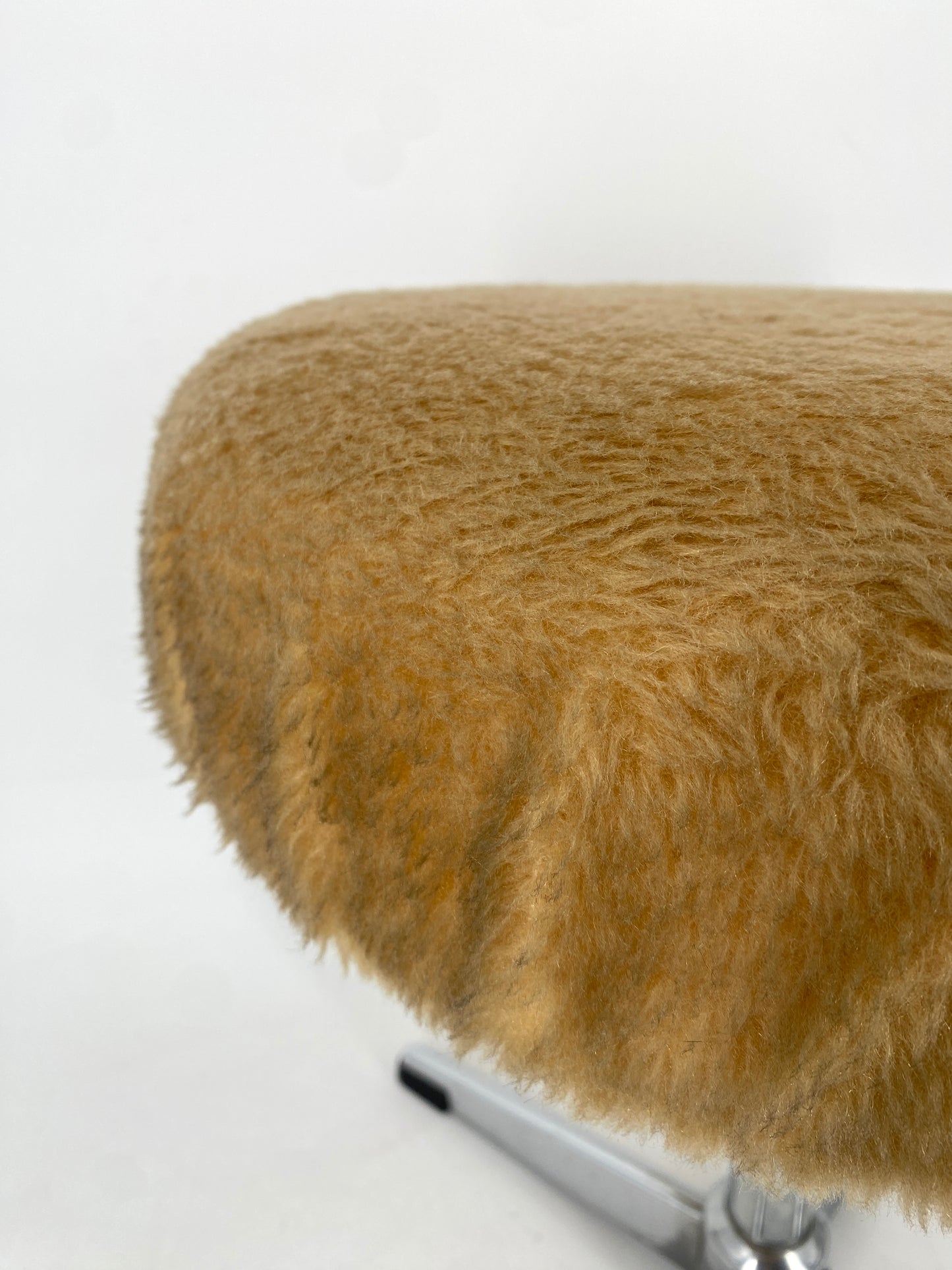 2 Drehhocker mit Fellbezug aus Polyacryl, Deutschland 1970er