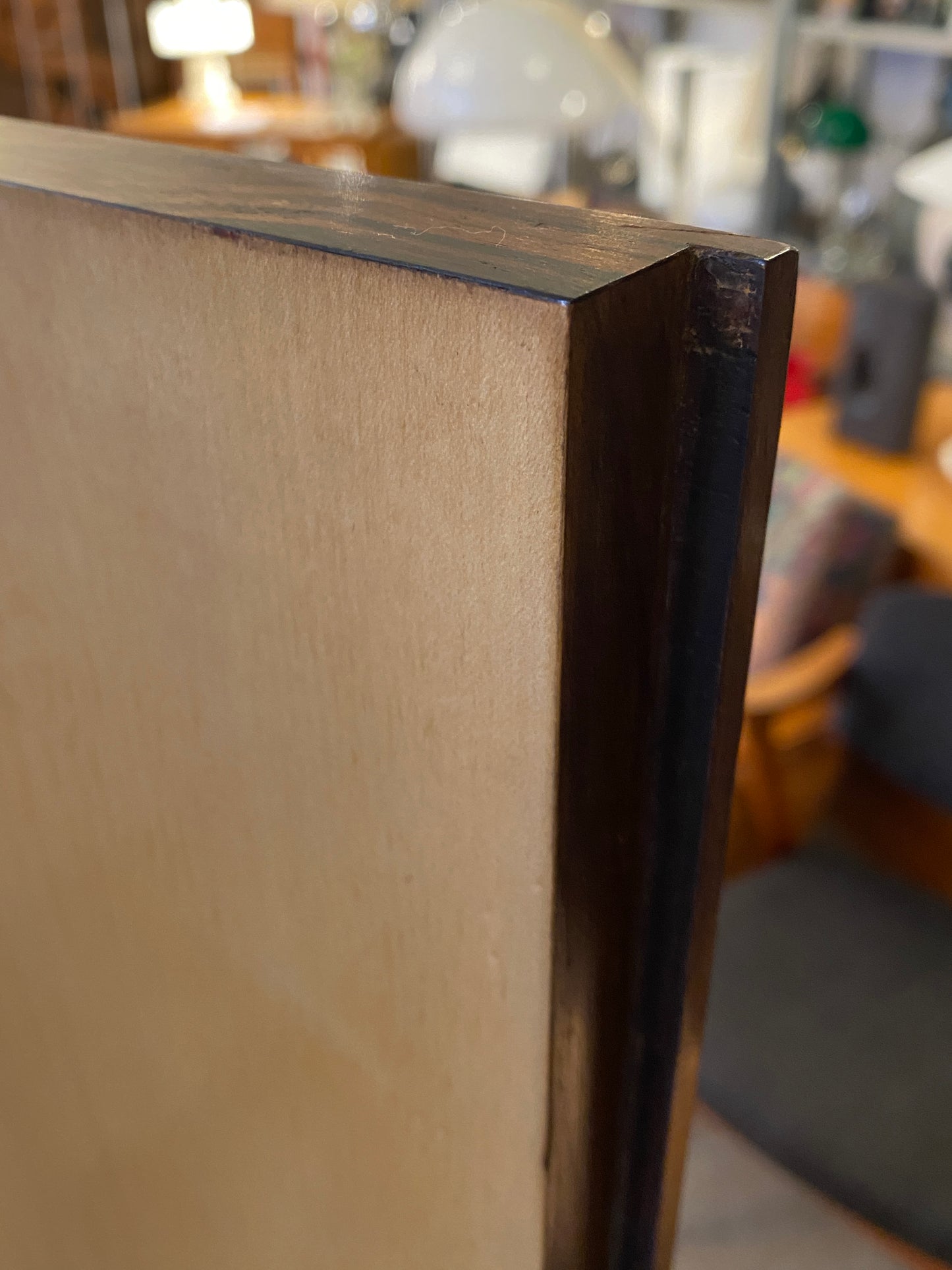 Art Deco Schreibtisch und Vitrine mit Makassarfurnier