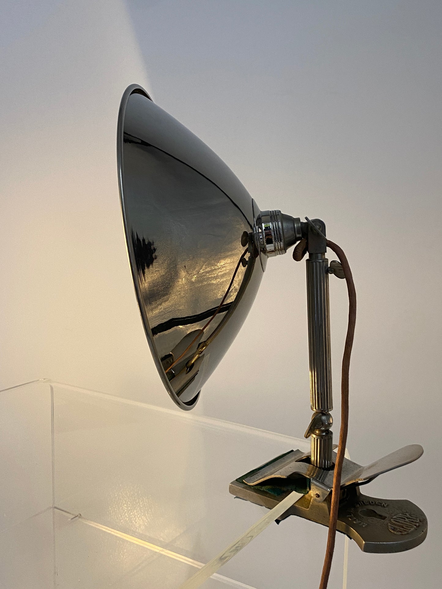 Klemmlampe mit großem Chrom-Reflektor von GLORY, Schweden 1930er