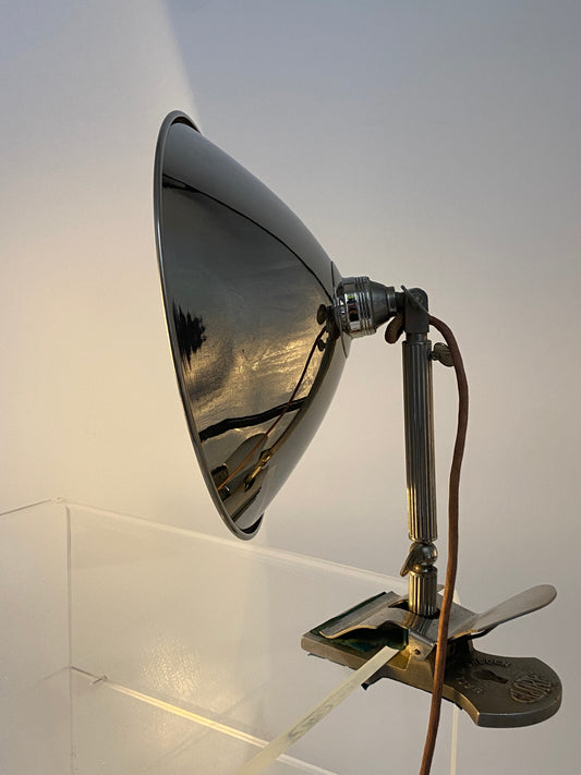 Klemmlampe mit großem Chrom-Reflektor von GLORY, Schweden 1930er