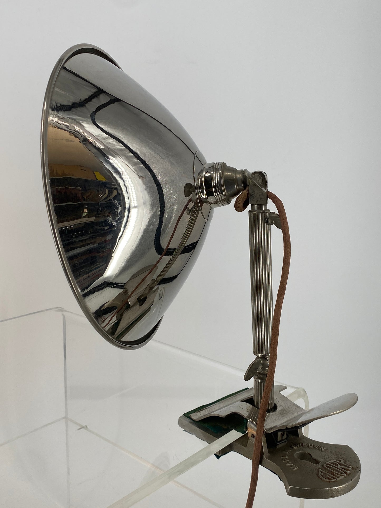 Klemmlampe mit großem Chrom-Reflektor von GLORY, Schweden 1930er