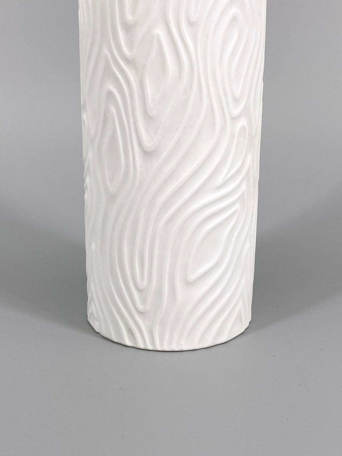 weiße Biskuit Porzellan Vase mit Holzmaserung von H&C Heinrich, Deutschland, 70er