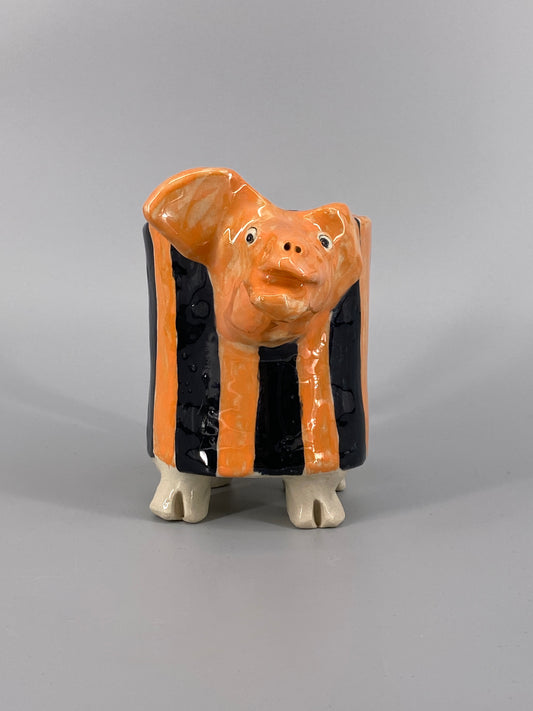 groteske Studiokeramik riesen Tasse / Vase als Tier