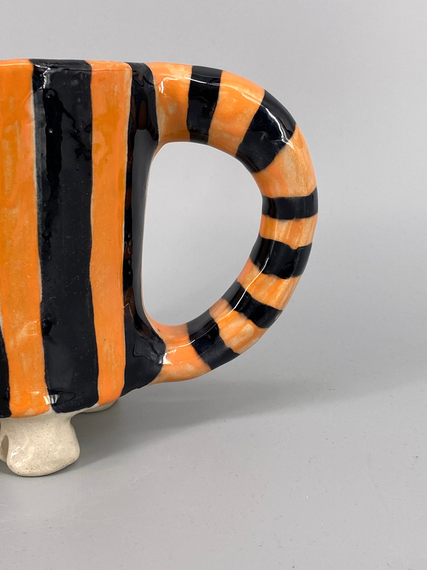 groteske Studiokeramik riesen Tasse / Vase als Tier