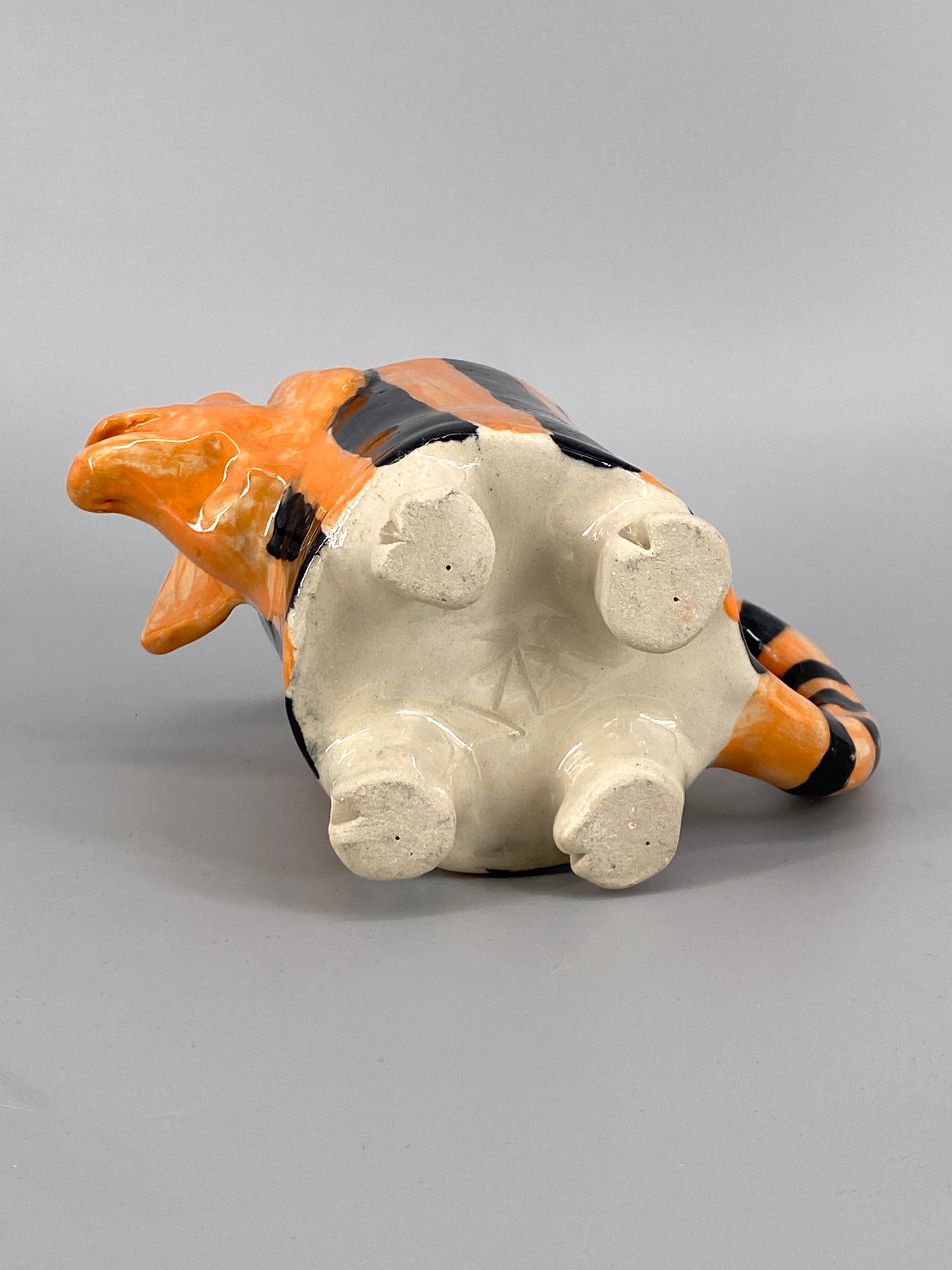 groteske Studiokeramik riesen Tasse / Vase als Tier