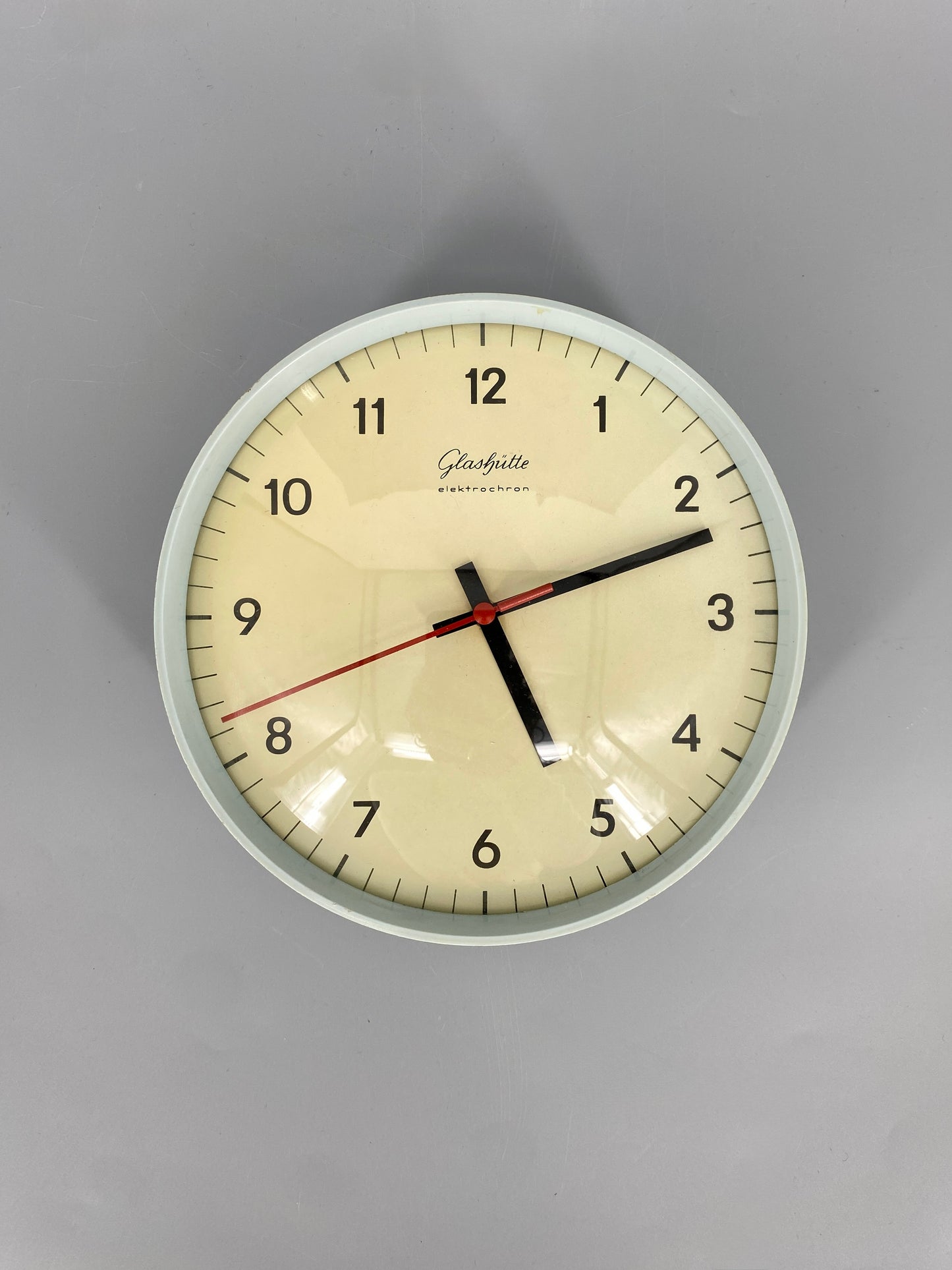 Glashütte elektrochron Wanduhr von Horst Giese, DDR, 1962
